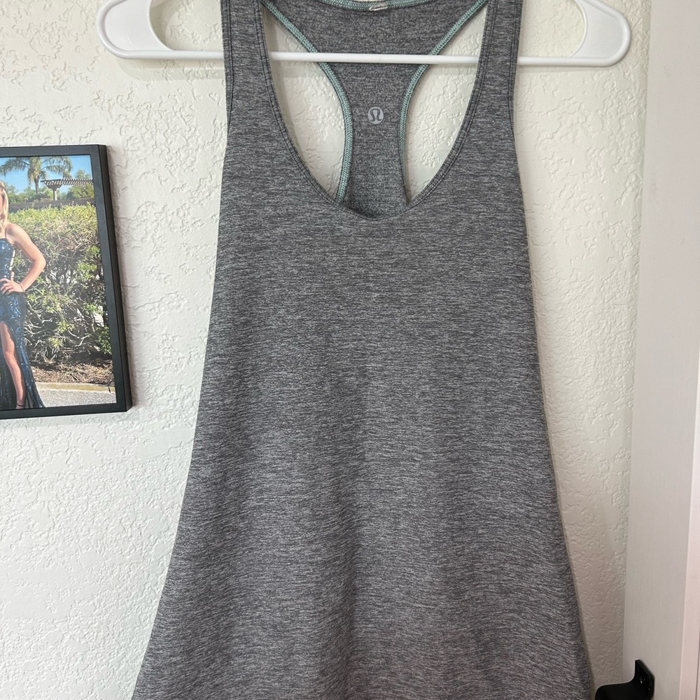 lululemon white/black stripes and grey both size 6 woman’s speed tank